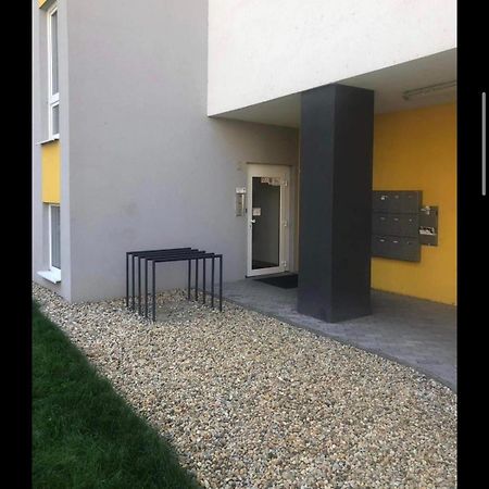 Foreta Bratislava Luaran gambar