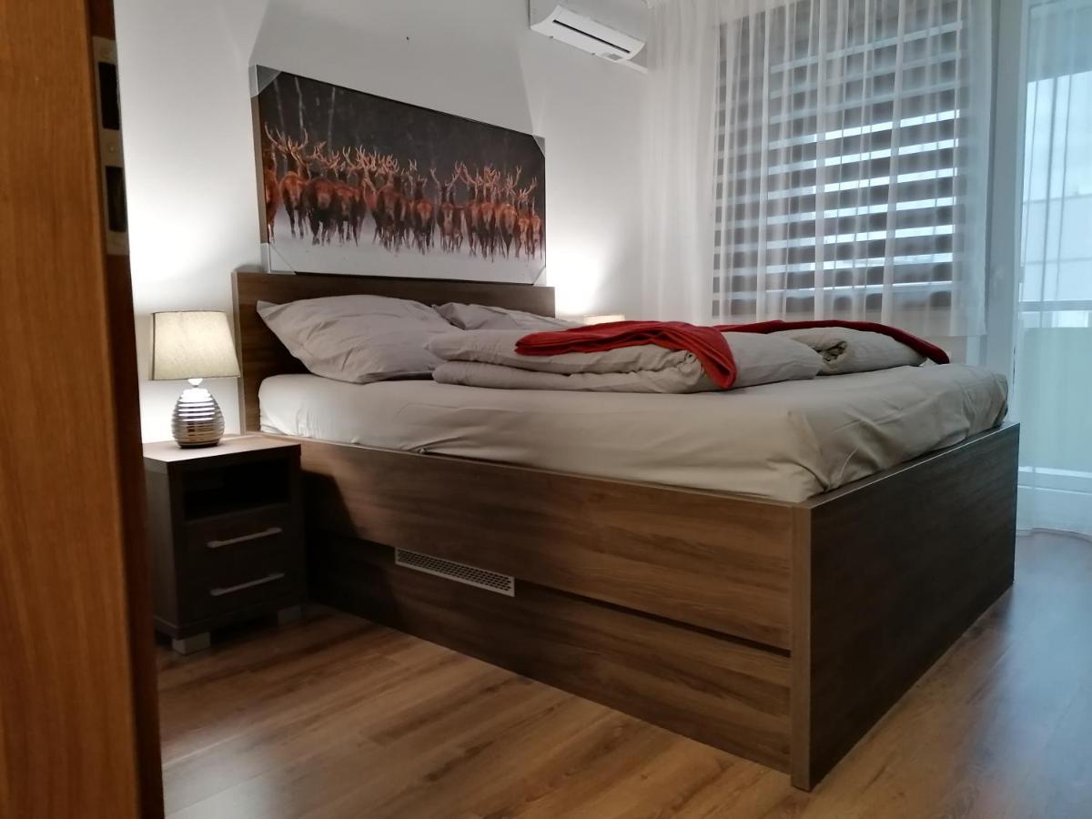 Foreta Bratislava Luaran gambar